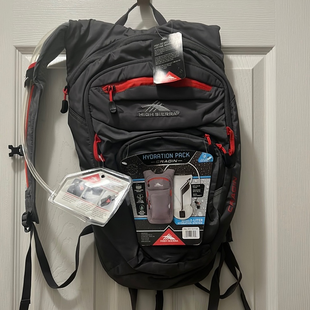 High Sierra Hydration pack brand new